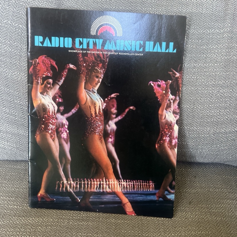 VINTAGE PROGRAM RADIO CITY MUSIC HALL ROCKAFELLER CENTER